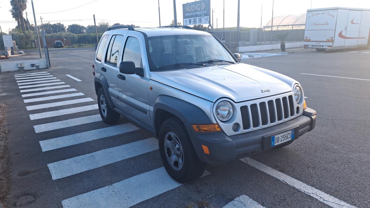 Jeep Cherokee 2.8 CRD Sport