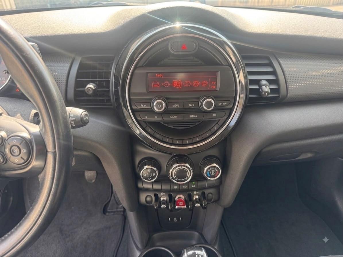 Mini 1.5 Cooper D Business XL