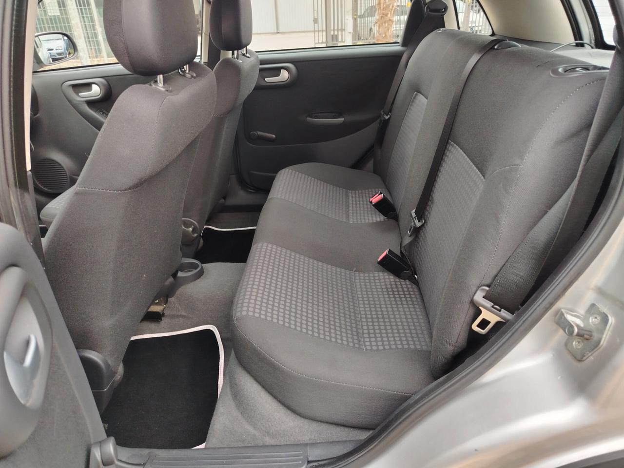 Opel Corsa 1.2i 16V cat 5 porte Club