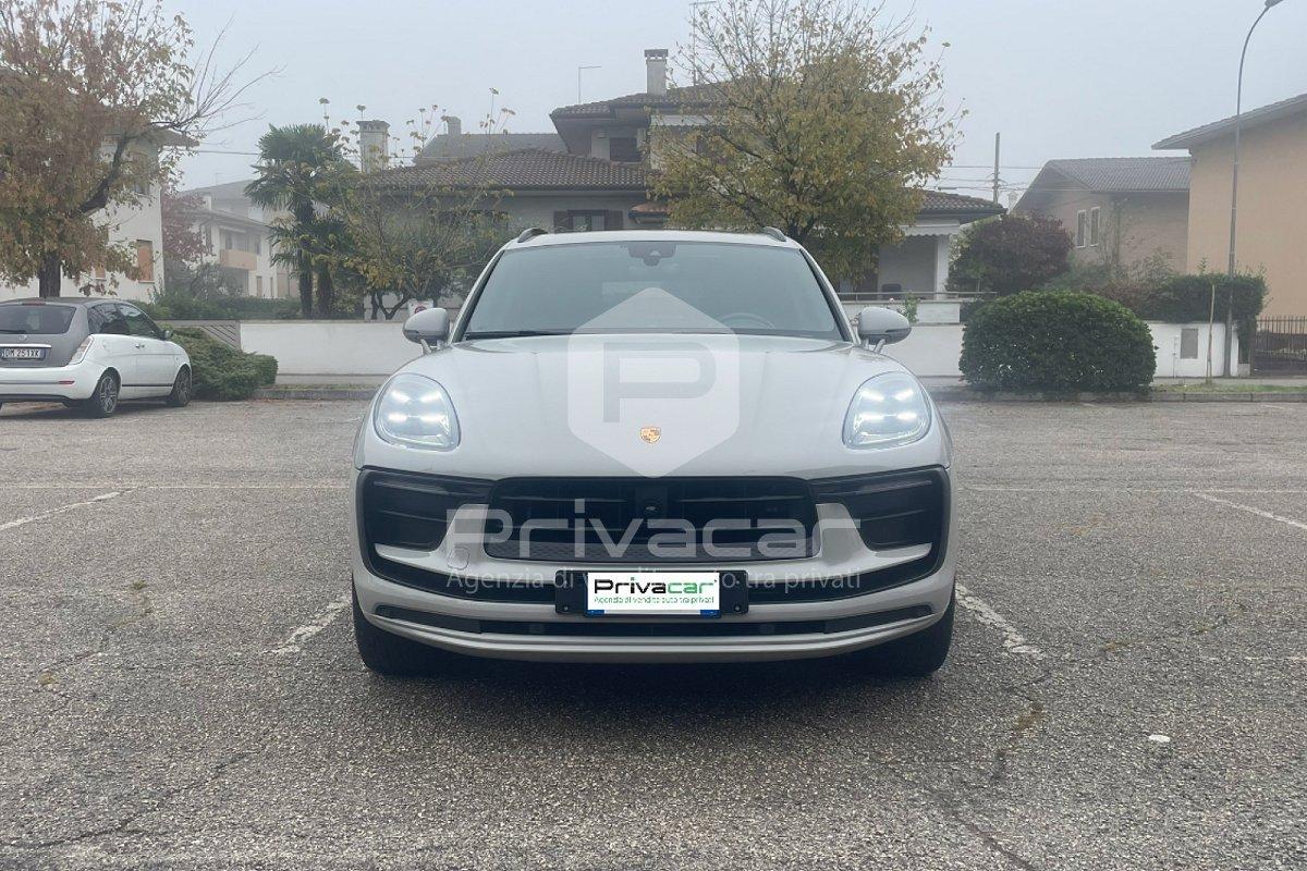 PORSCHE Macan 2.0