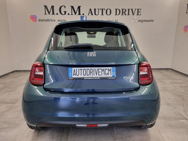 FIAT 500e 3+1 42 kWh La Prima