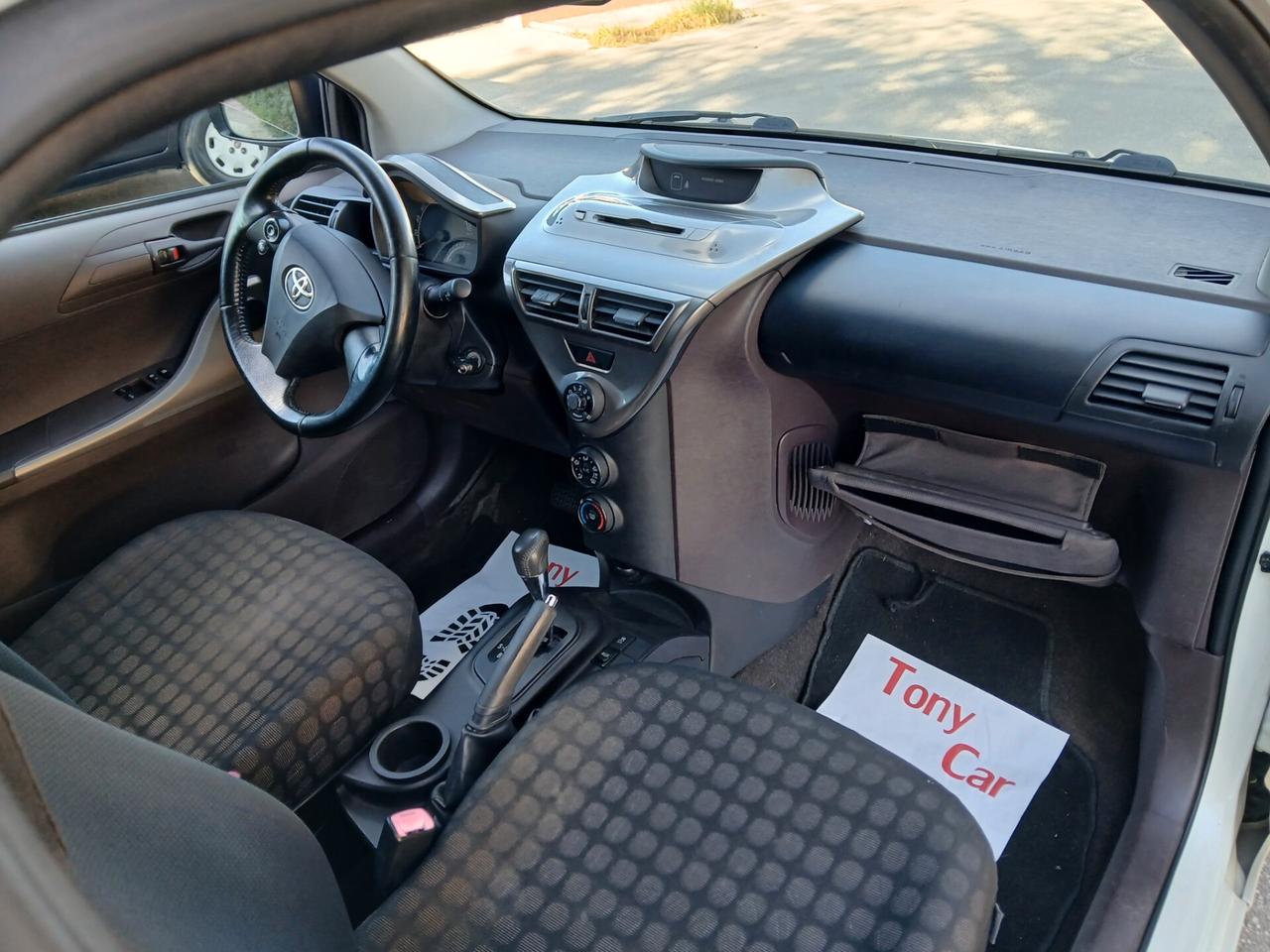 Toyota iQ anno 2009 GPL revisionato fino al 2032