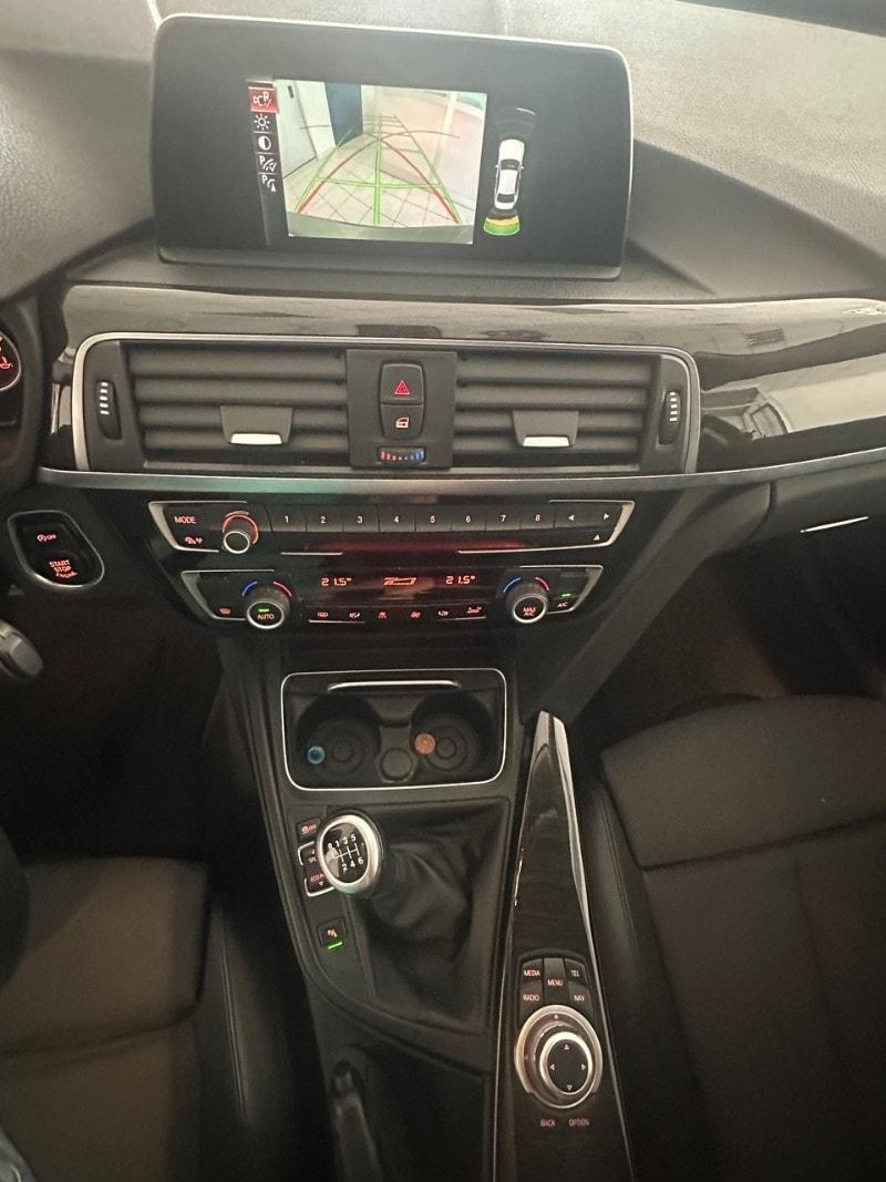 BMW Serie 3 (F30/31) 318d xDrive Sport