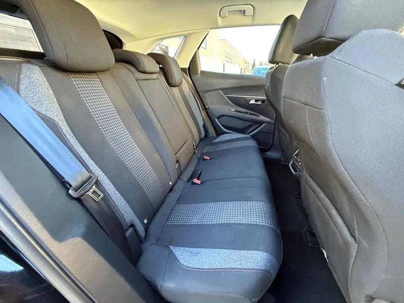 Peugeot 3008 BlueHDi 130 S&S EAT8 Allure