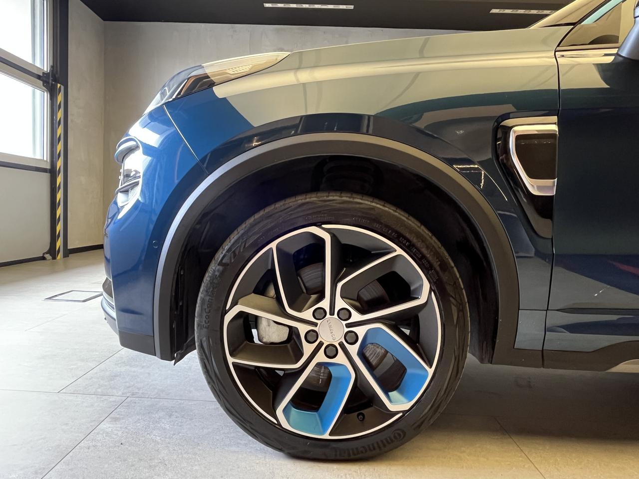 LYNK & CO 01 - 01 1.5 td phev auto
