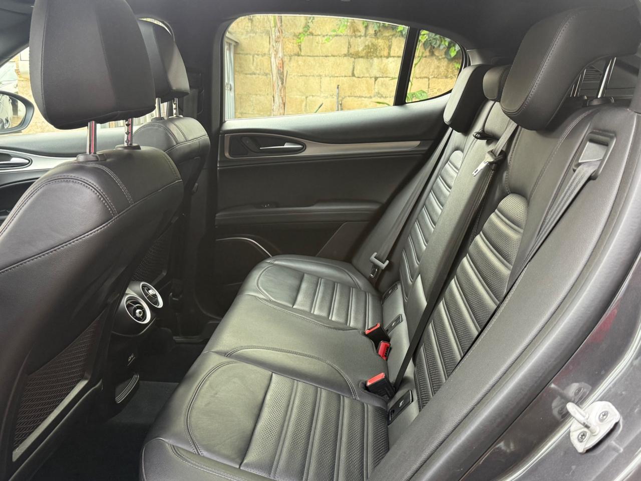 Alfa Romeo Stelvio 2.2 Turbodiesel 210 CV AT8 Q4 Veloce