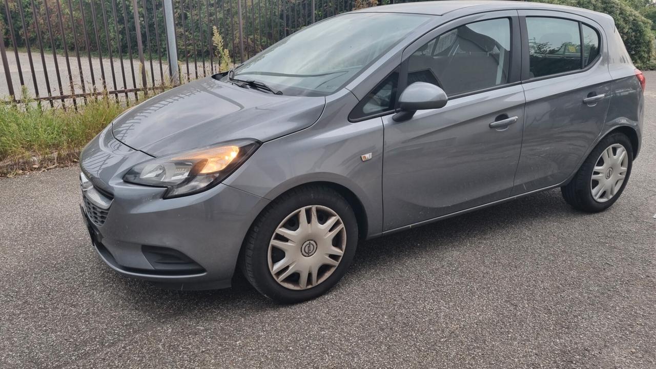 Opel Corsa 1.2 5 porte