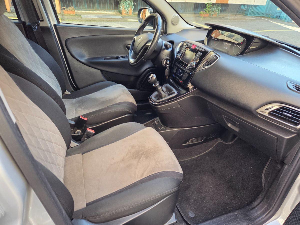 LANCIA - Ypsilon - 1.2 69 CV 5p. S&S Platinum