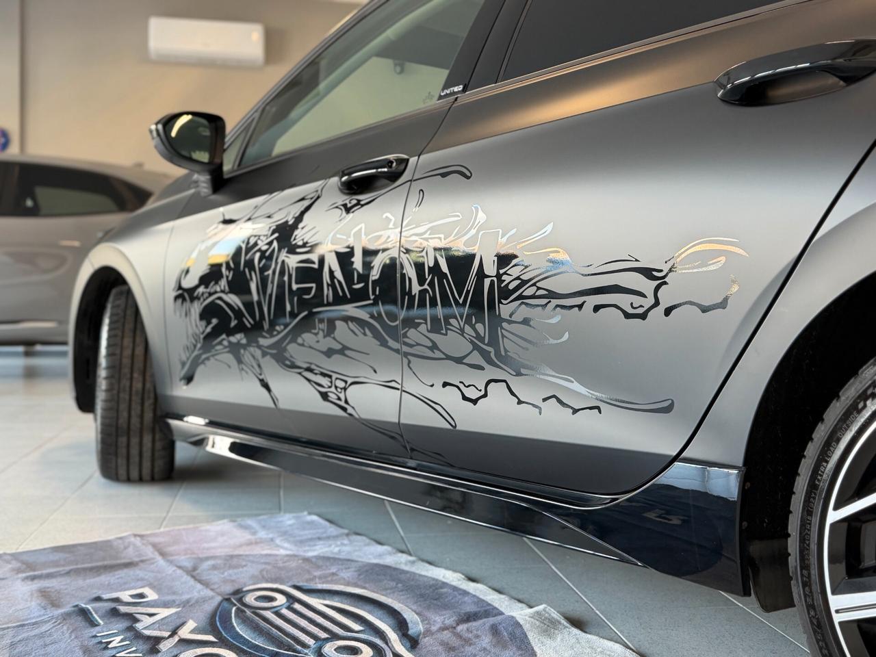 Volkswagen Golf 8 1.0 TSI 110CV ''VENOM WRAP'' ALLESTIMENTO GTI