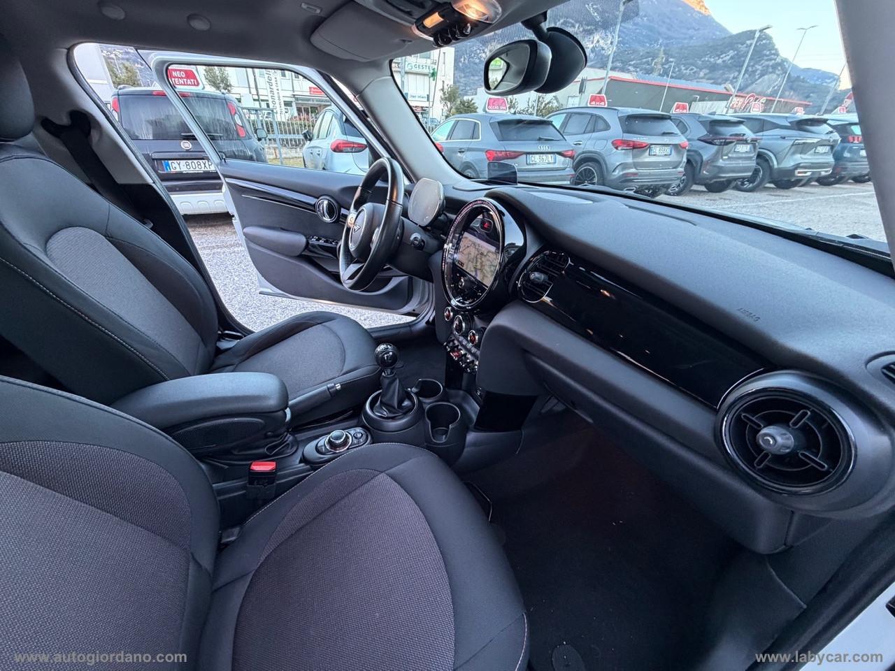 MINI Mini Cooper Classic 5 porte