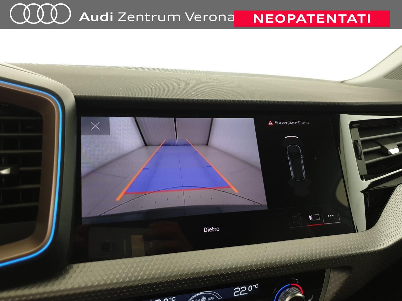 Allstreet 30TFSI 116CV S tronic Identity Contrast