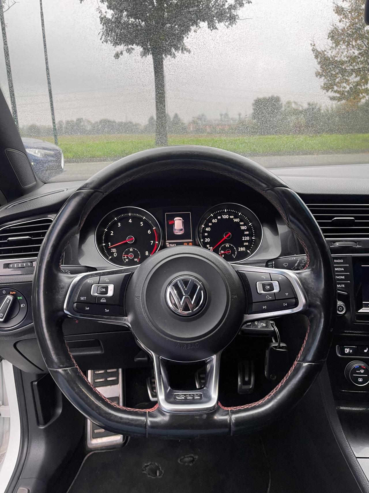 Volkswagen Golf GTI Golf GTI Performance 2.0 TSI 3p. BlueMotion Technology