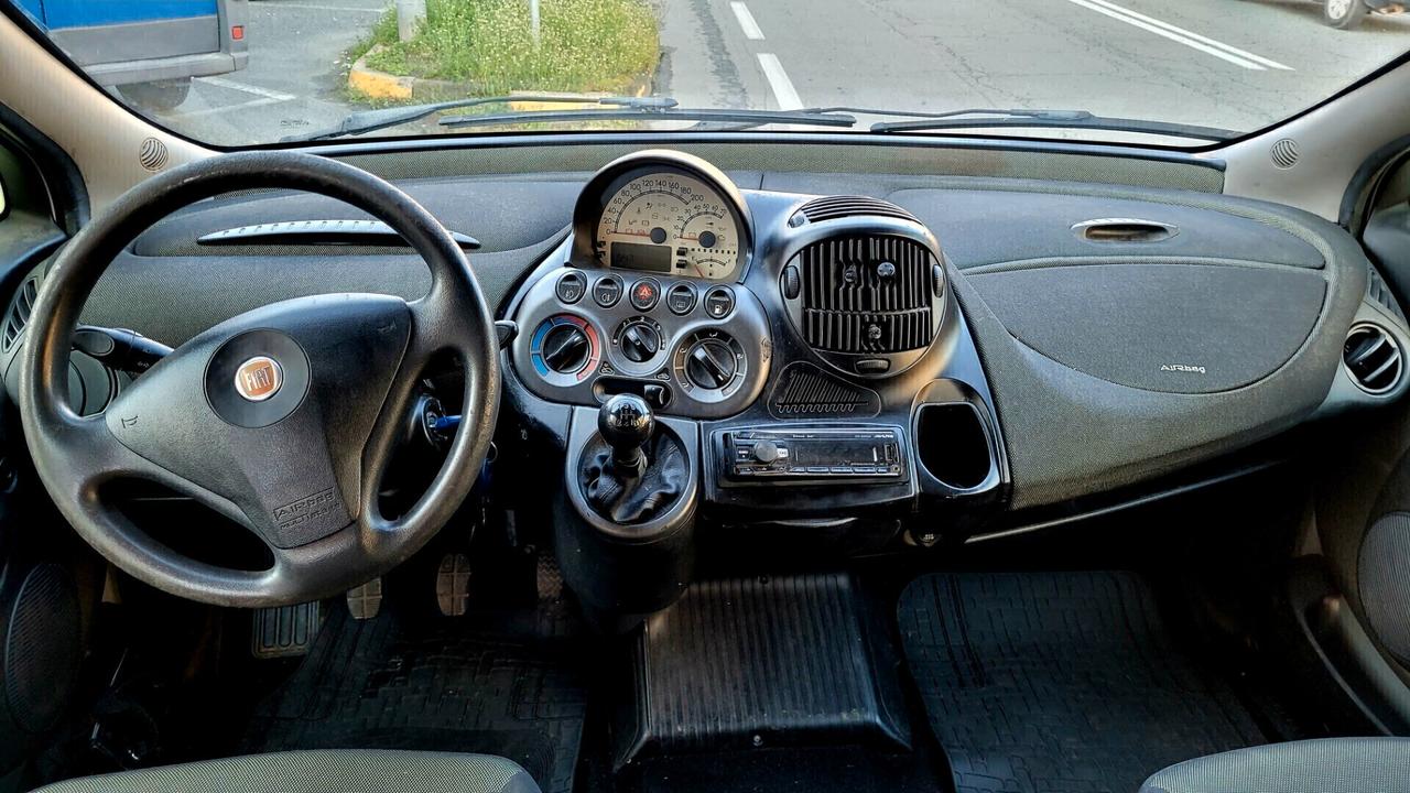 Fiat Multipla 1.6 16V Natural Power Dynamic