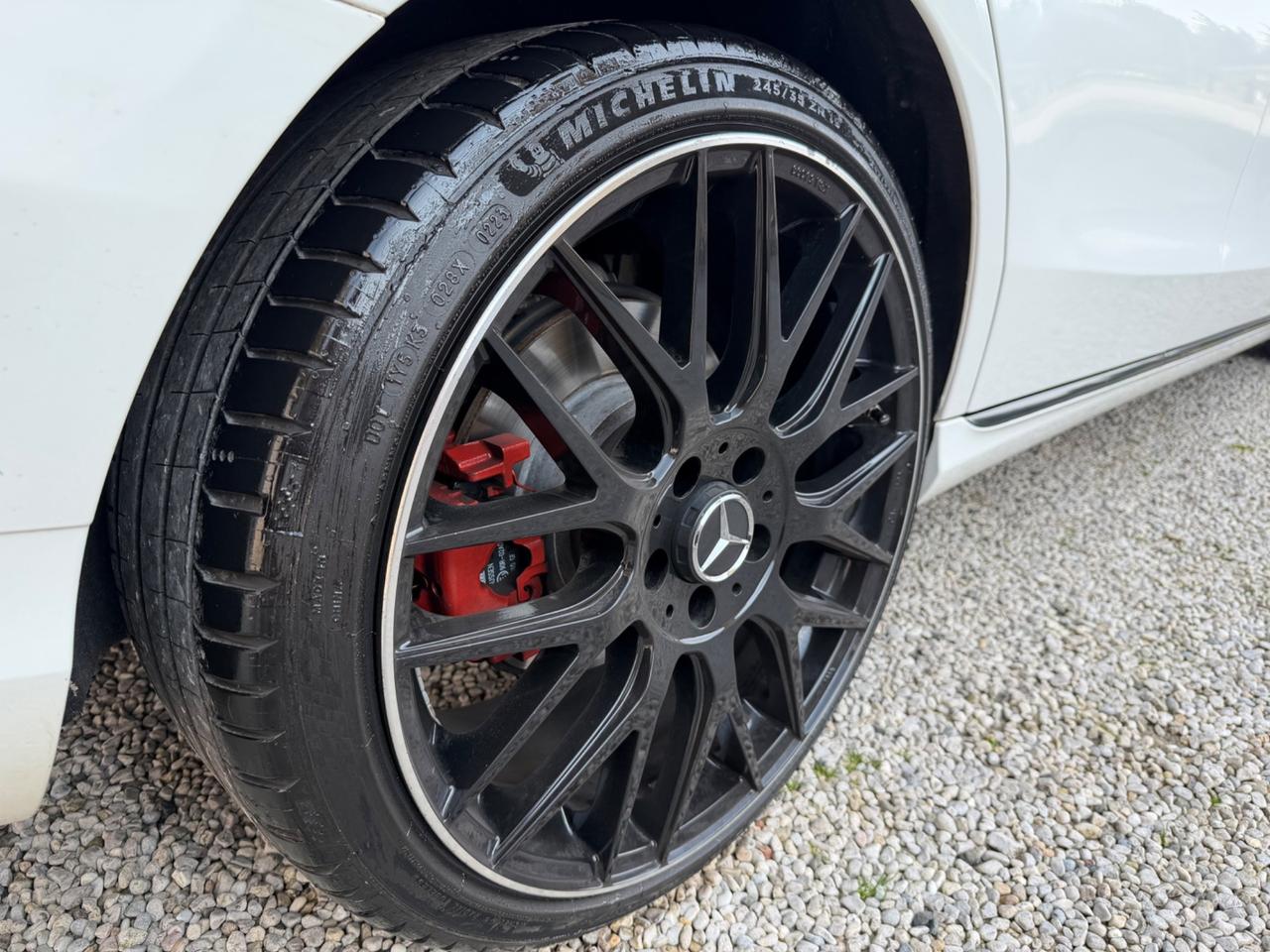 Mercedes-benz C 220 170CV LOOK AMG cerchi 19”