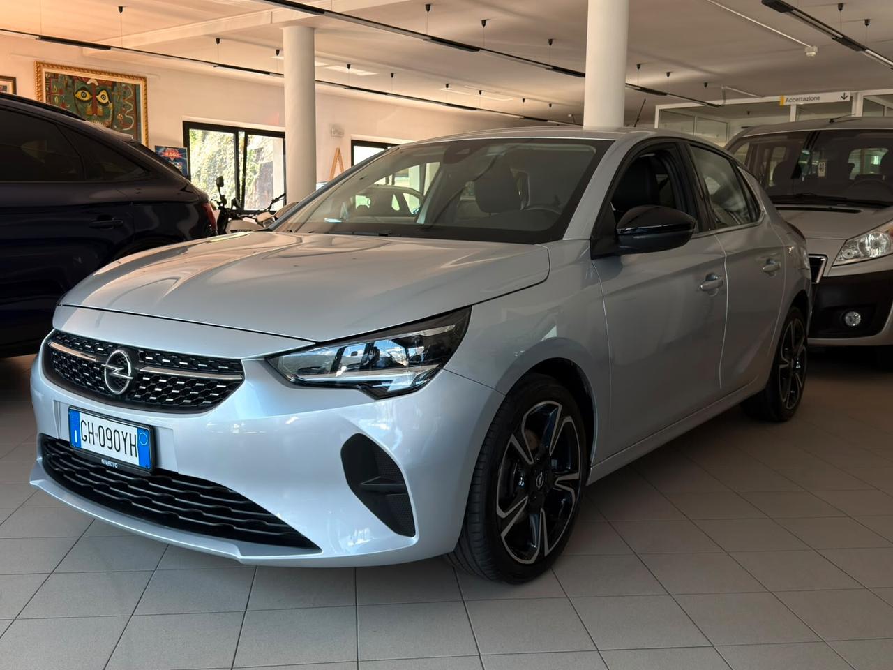 Opel Corsa 1.2cc 100Cv GS Line s Doppio Treno Di Gomme Neopatentati