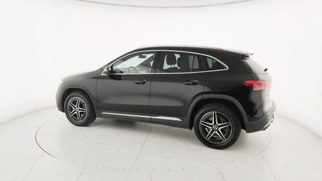 MERCEDES-BENZ EQA 250 Premium