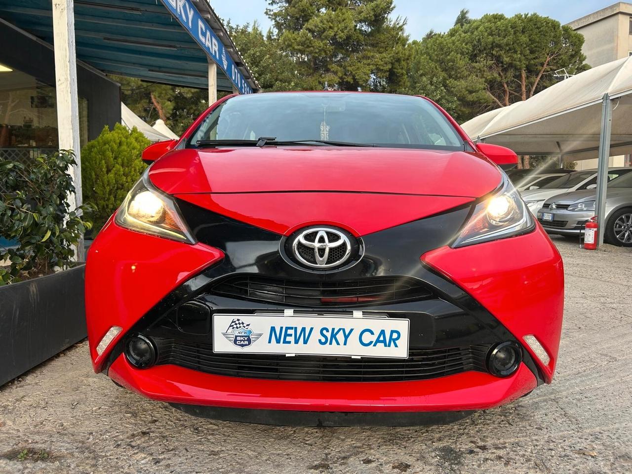 Toyota Aygo 1.0 VVT-i 69 CV x-play AUTOMATICO