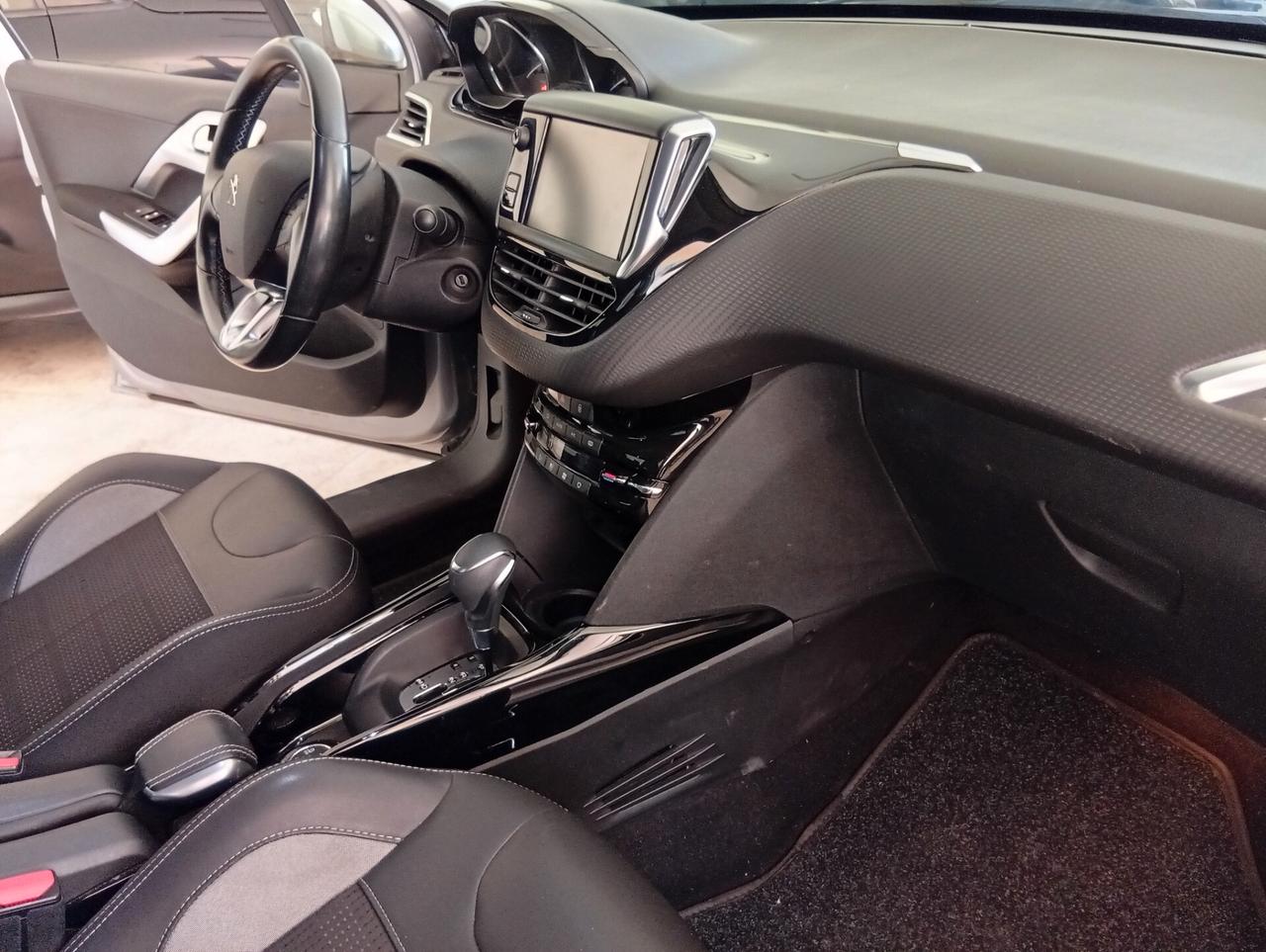 Peugeot 2008 PureTech Turbo 110 EAT6 S&S Allure