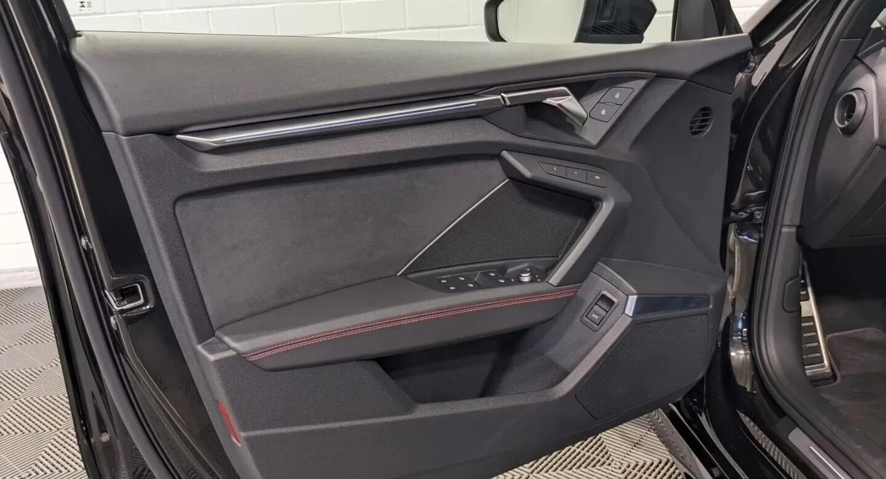 Audi RS3 Sportback 2.5 TFSI qu MTRX/TWTTO/SEDILI MASSAGIANTI/RETRO-CAMERA/NAVI