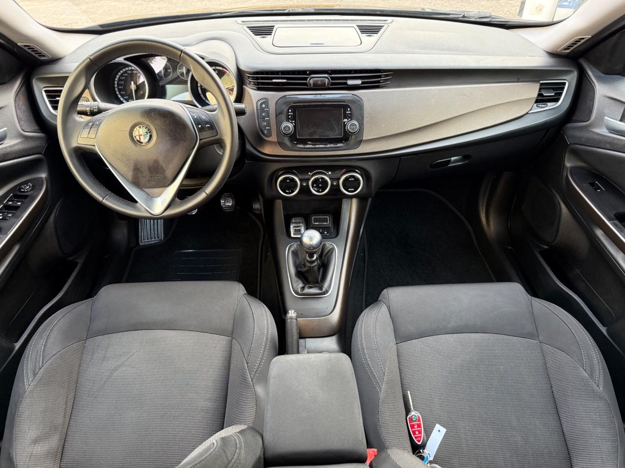 Alfa Romeo Giulietta 1.6 JTDm-2 120 CV Distinctive
