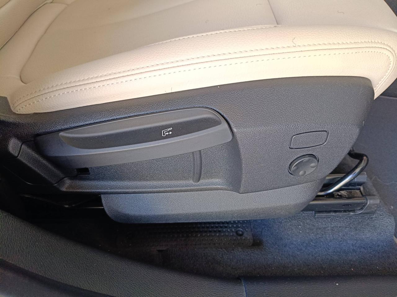 BMW X1 F48 2019 - X1 sdrive18d xLine Plus auto