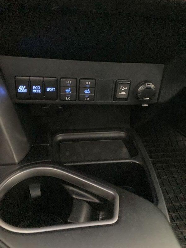 Toyota RAV4 2.5 Hybrid 2WD Lounge