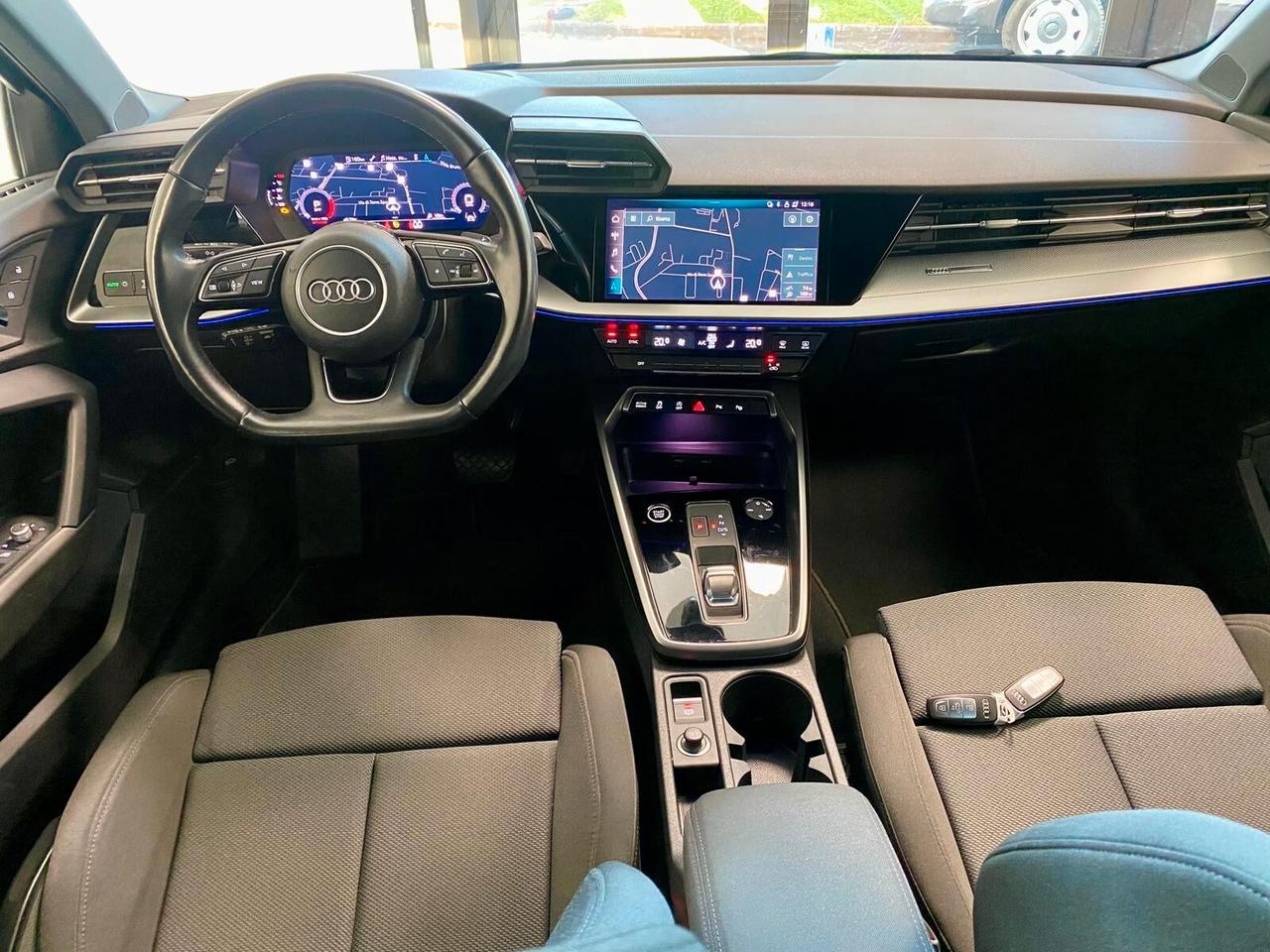 Audi A3 Sportback 35 2.0 tdi S line -MATRIX -LED -18"- GARANZIA