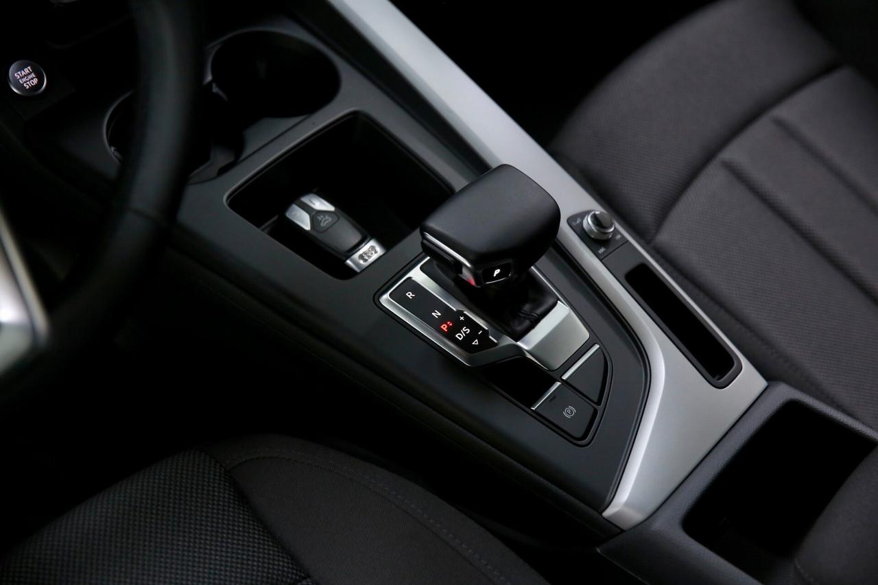 Audi A4 Avant 30 TDI 136 cv S tronic Business Advanced