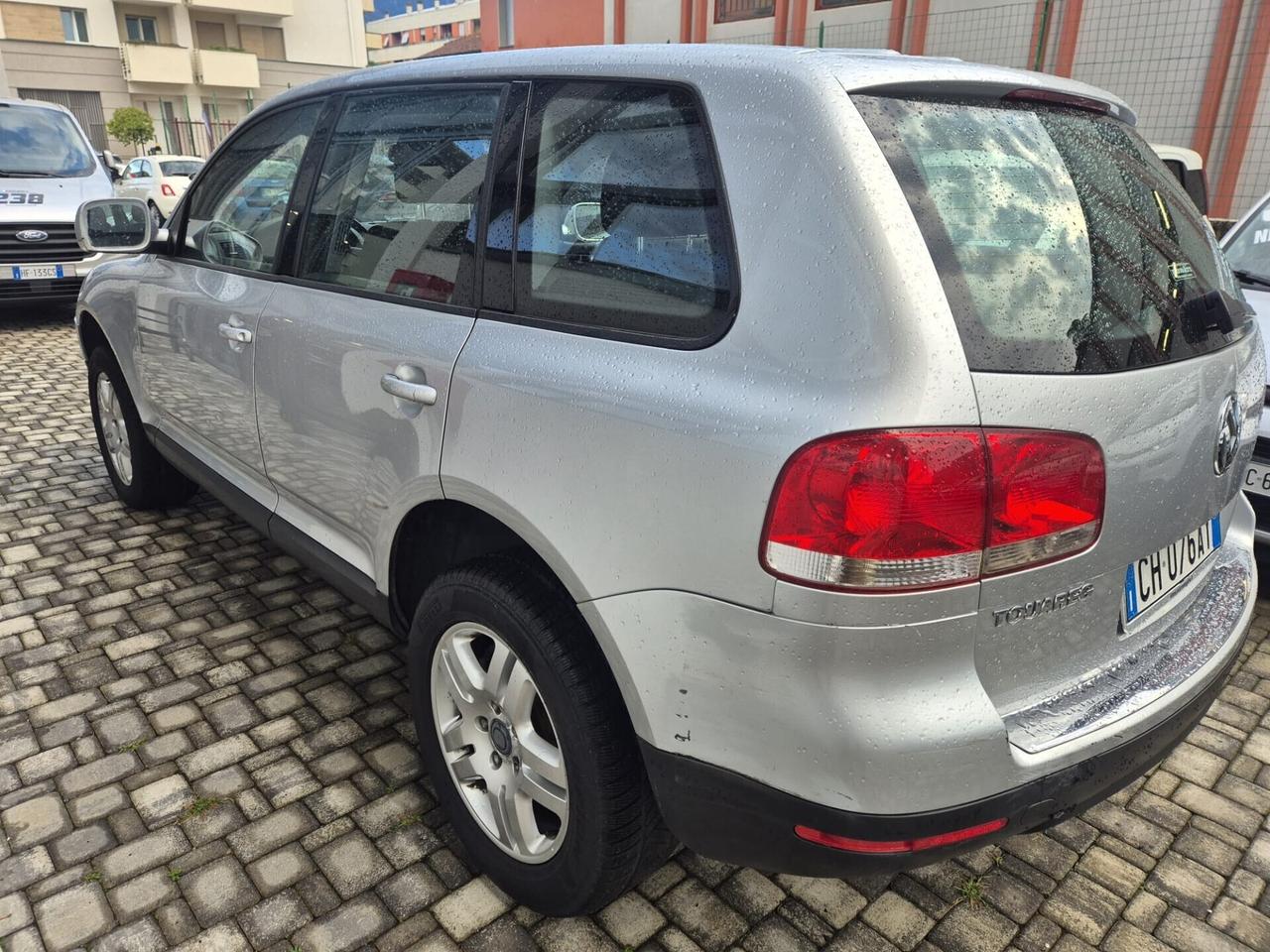 Volkswagen Touareg 3.2 V6 GPL - 4X4 -CAMBIO AUTOMATICO