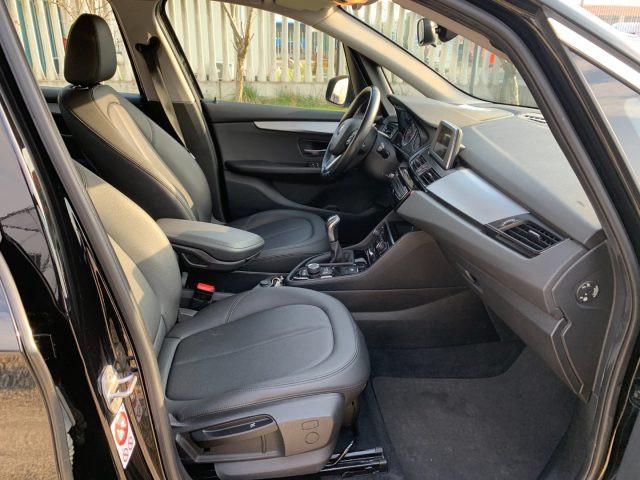 BMW 216 i Active Tourer Luxury