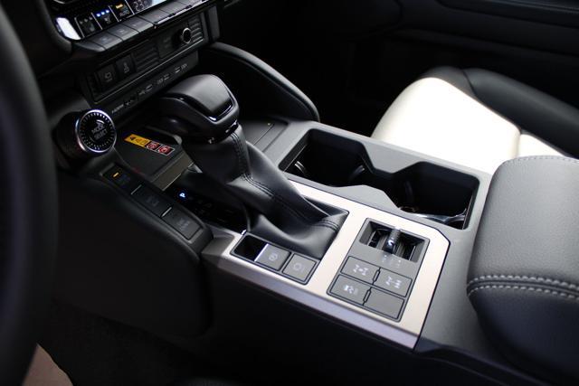 TOYOTA Land Cruiser 2.8 D4D A/T AWD Adventure