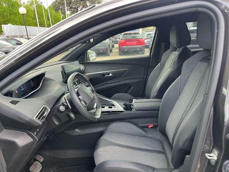 Peugeot 5008 Hybrid 136 e-DCS 6 Allure Pack