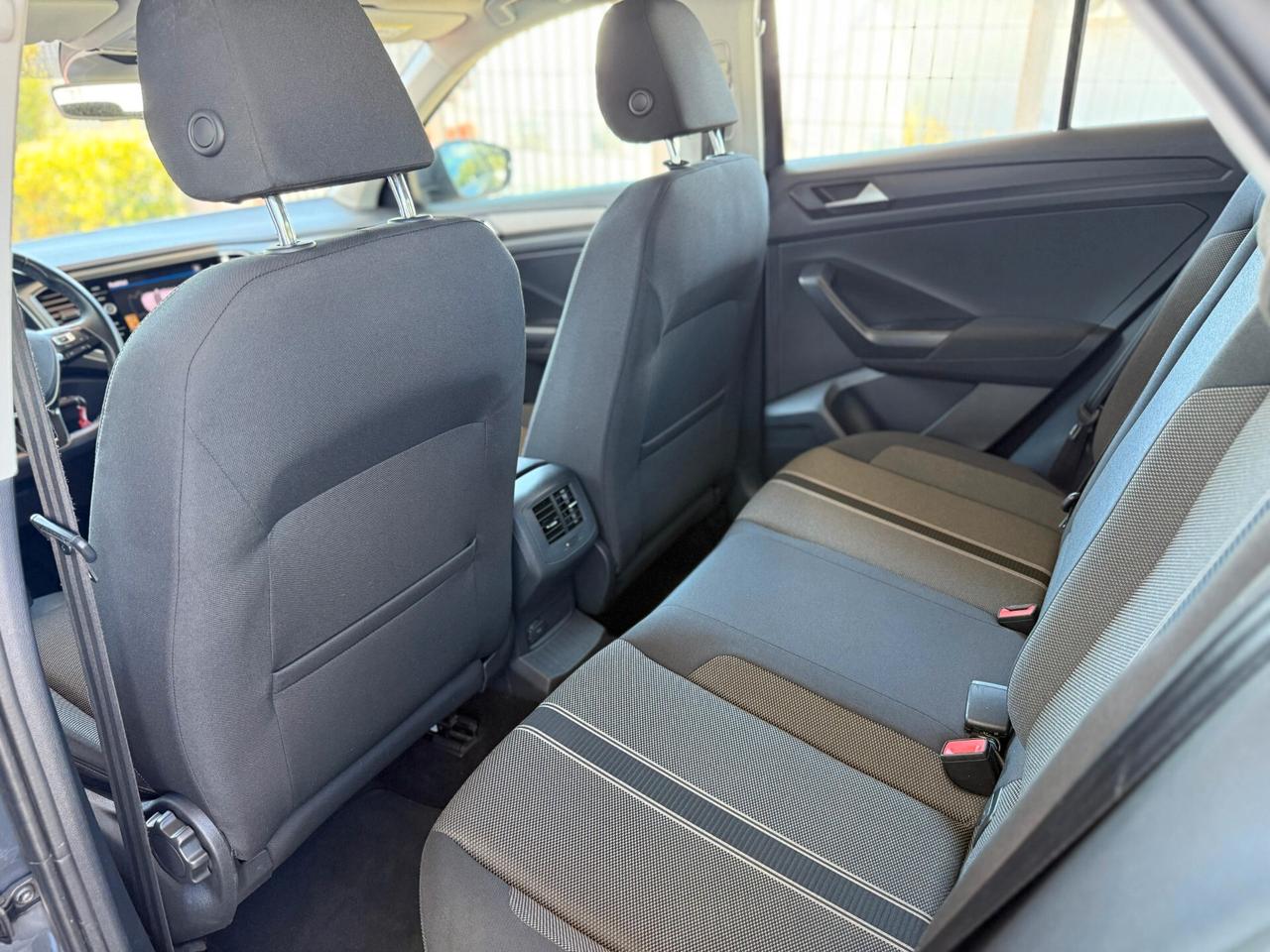 Volkswagen T-Roc 1.6 TDI SCR Advanced BlueMotion Technology