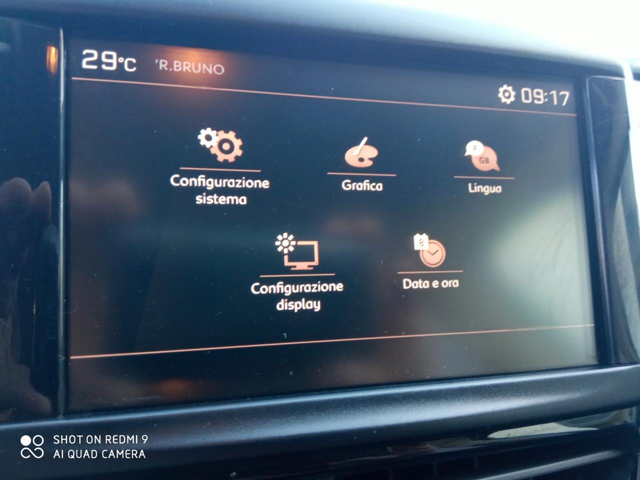 Peugeot 2008 BlueHDi 100 S&S Signature
