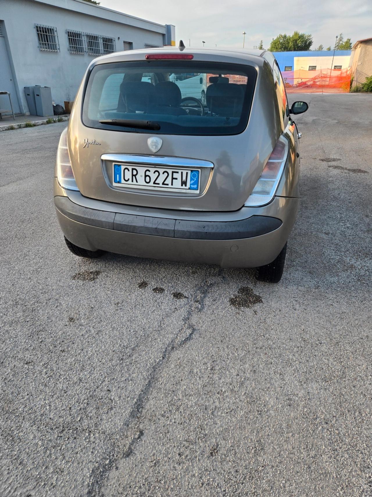 Lancia Ypsilon 1.2 Argento
