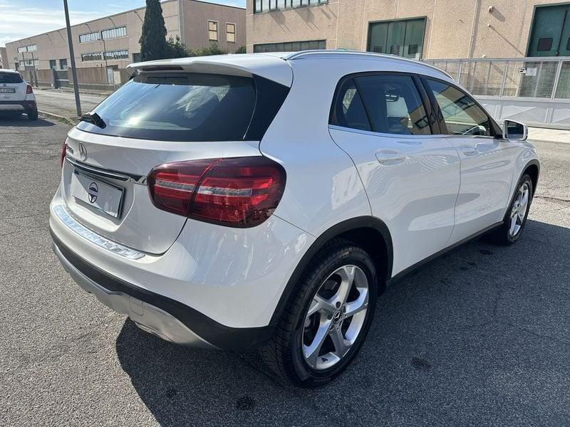 Mercedes-Benz GLA GLA 200 d Sport auto