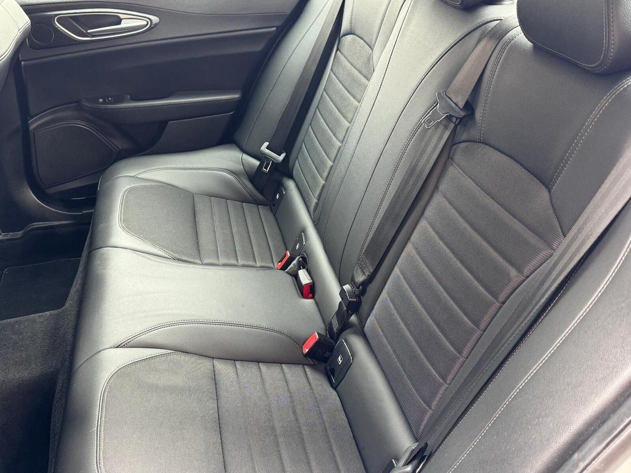 Alfa Romeo Giulia Super 2.2 JTDM 160cv Automatica