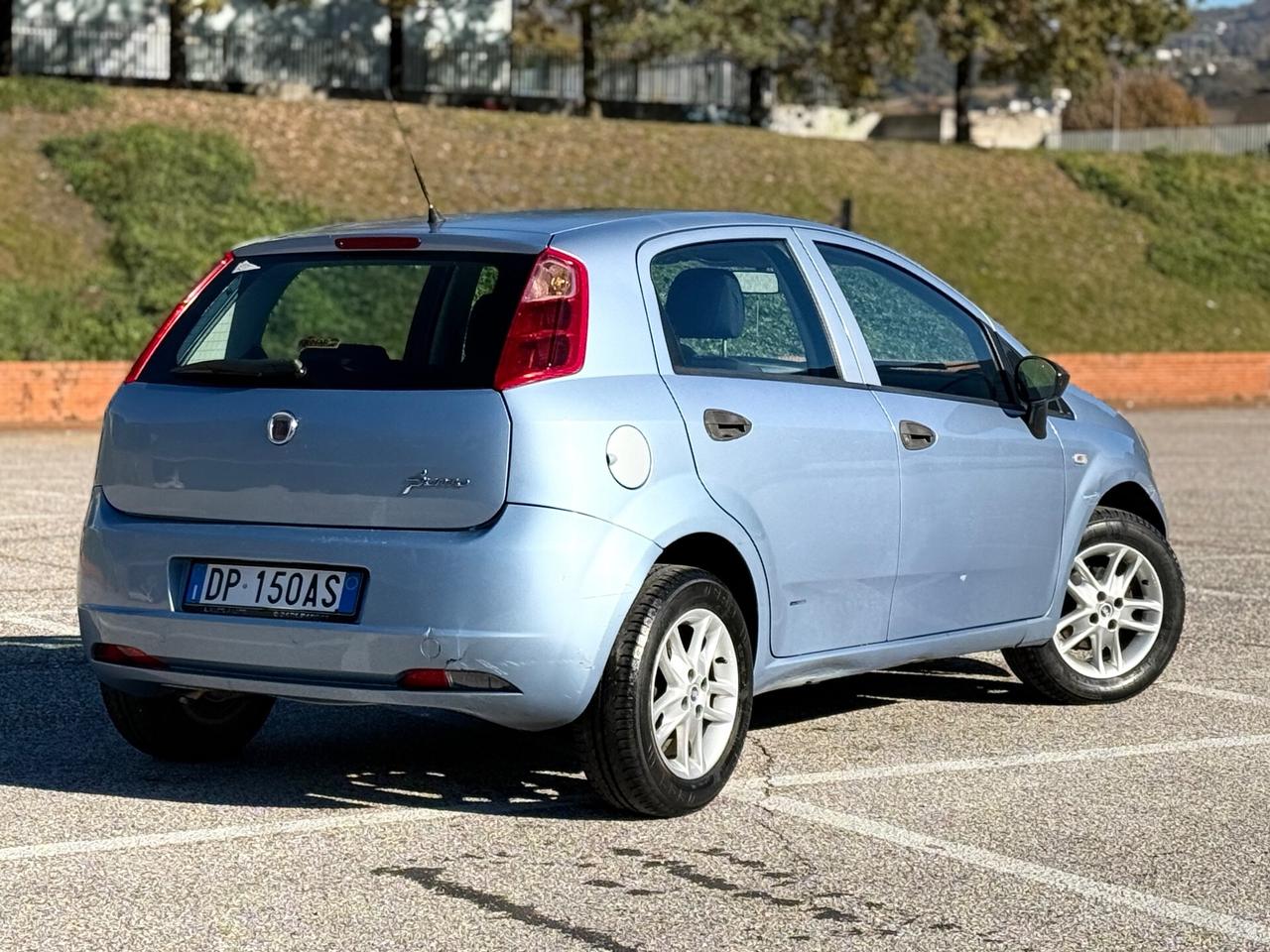 Fiat Grande Punto 1.2 5 porte ok neopatentati