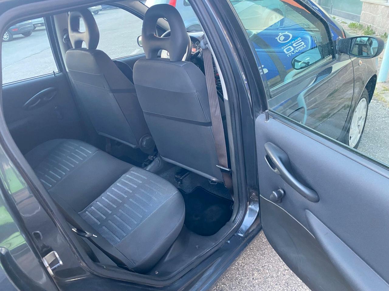 Fiat Punto 1.2 Benzina Euro4 CLIMA – NEOPATENTATI - GARANZIA