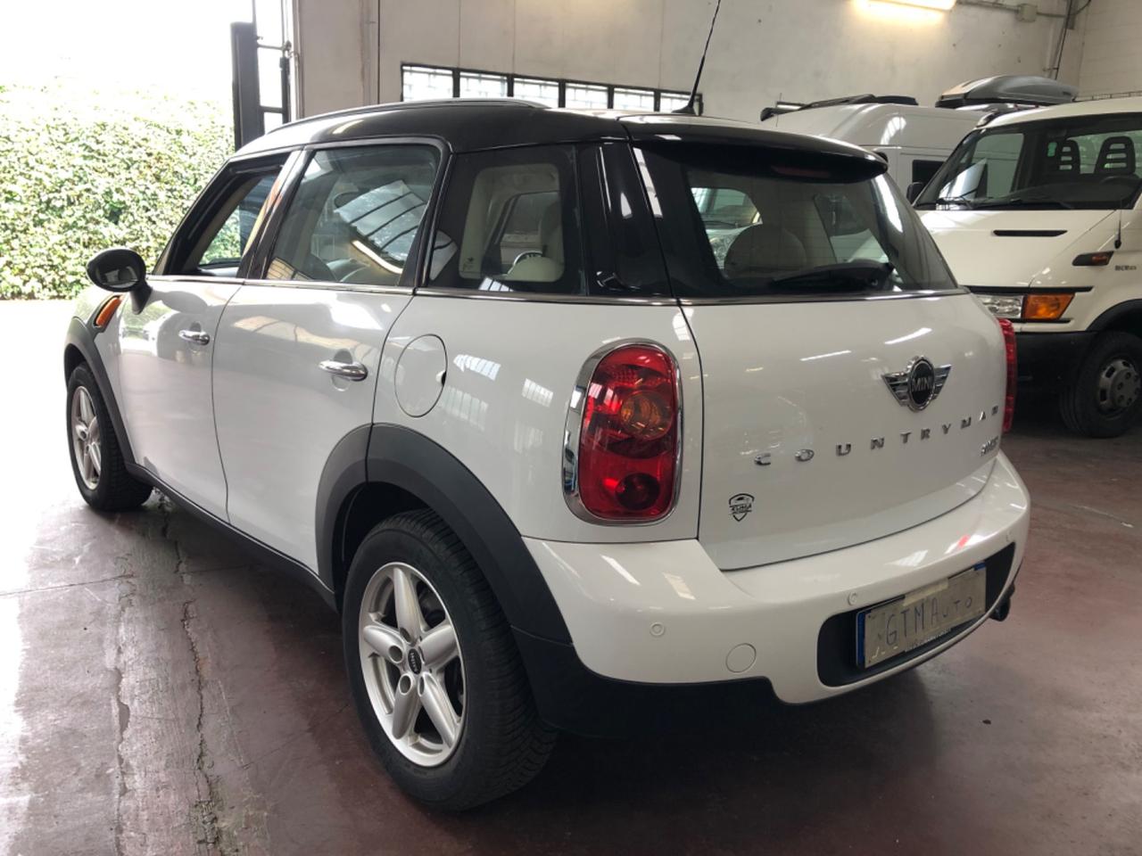 Mini Cooper Countryman 1.6 euro 5 automatica