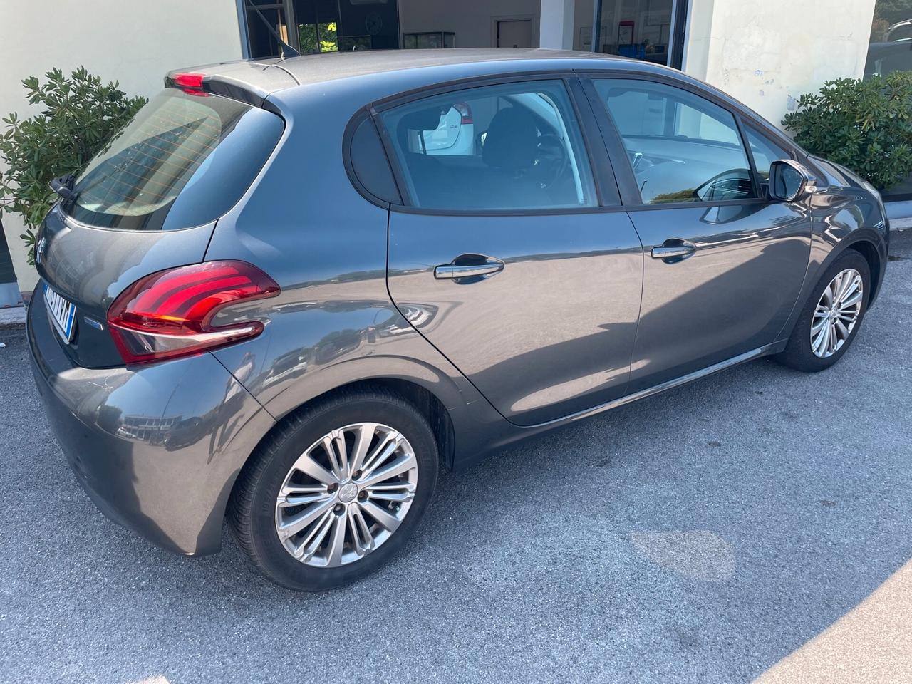 Peugeot 208 BlueHDi 75 5 porte Active