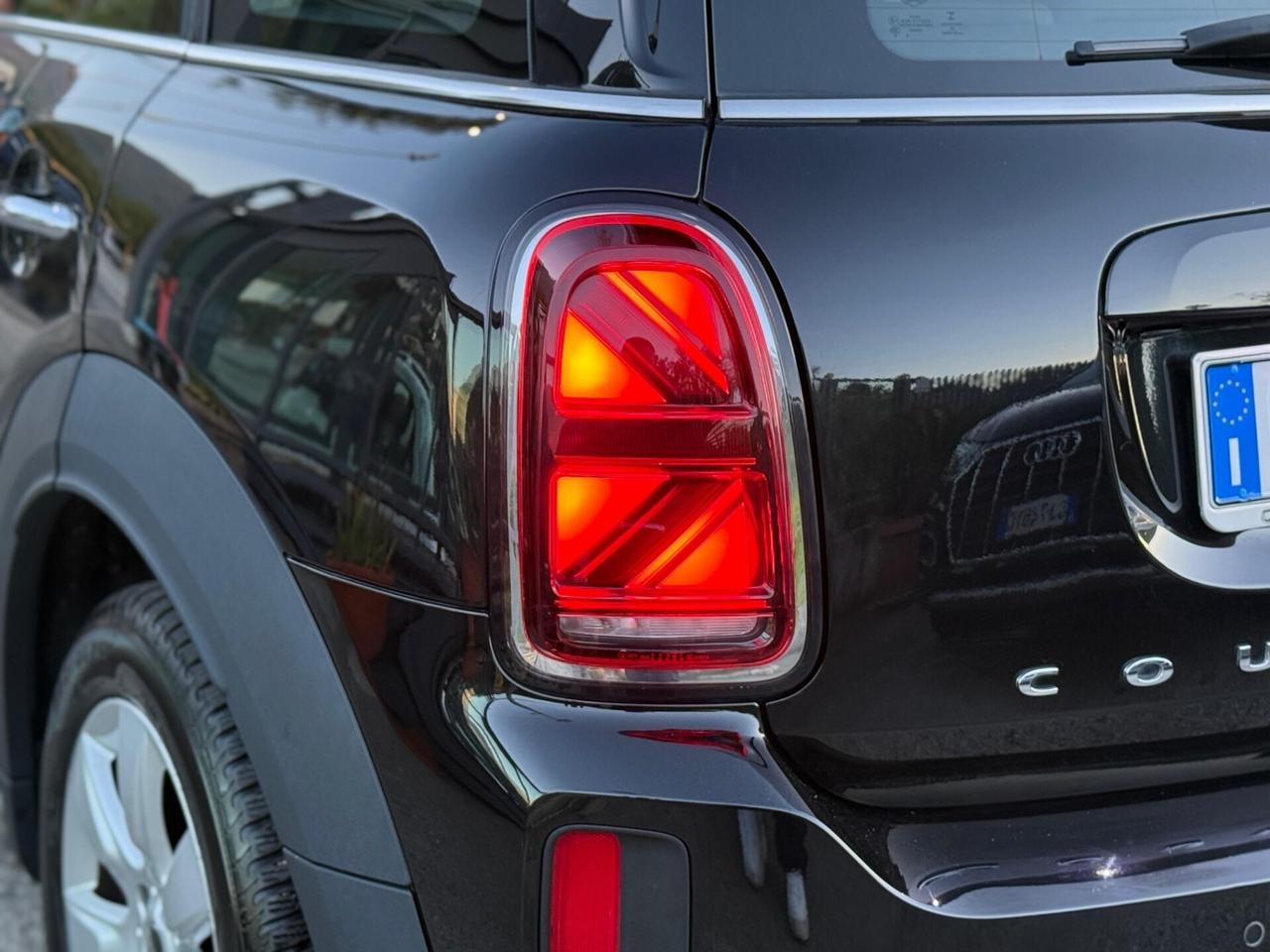 Mini Cooper 2.0 D Countryman 150 CV Business Auto.