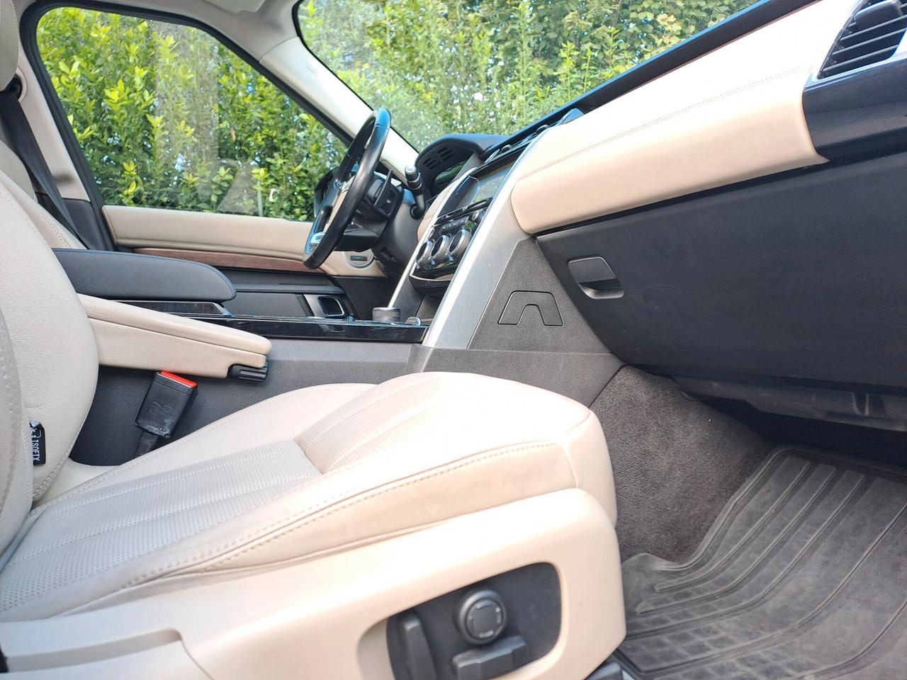 LAND ROVER DISCOVERY 3.0 TD6 HSE *7 POSTI TETTO VIRTUAL MERIDIAN*