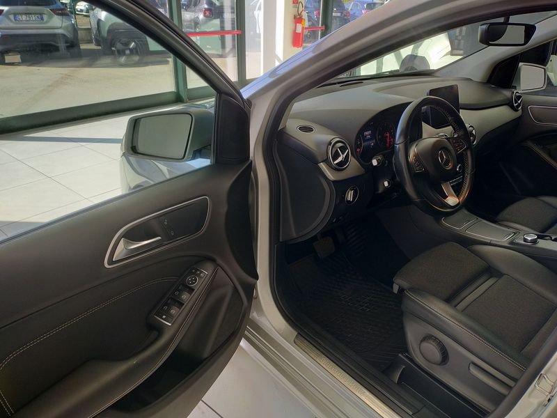 Mercedes-Benz Classe B B 200 d Automatic Sport Tech