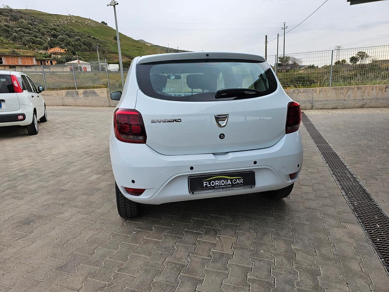 DACIA SANDERO 1.5 75CV 12/2019 PER NEOPATENTATI