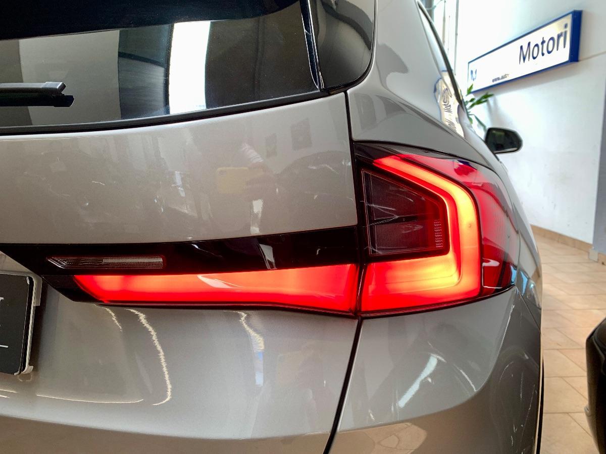 BMW - X1 - sDrive18i xLine