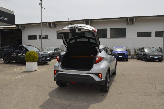 TOYOTA C-HR 1.8 Hybrid E-CVT Trend