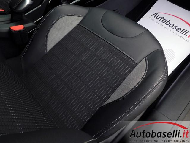 PEUGEOT 2008 1.2 TURBO 110CV S&S ALLURE, NAVIGATORE, CARPLAY