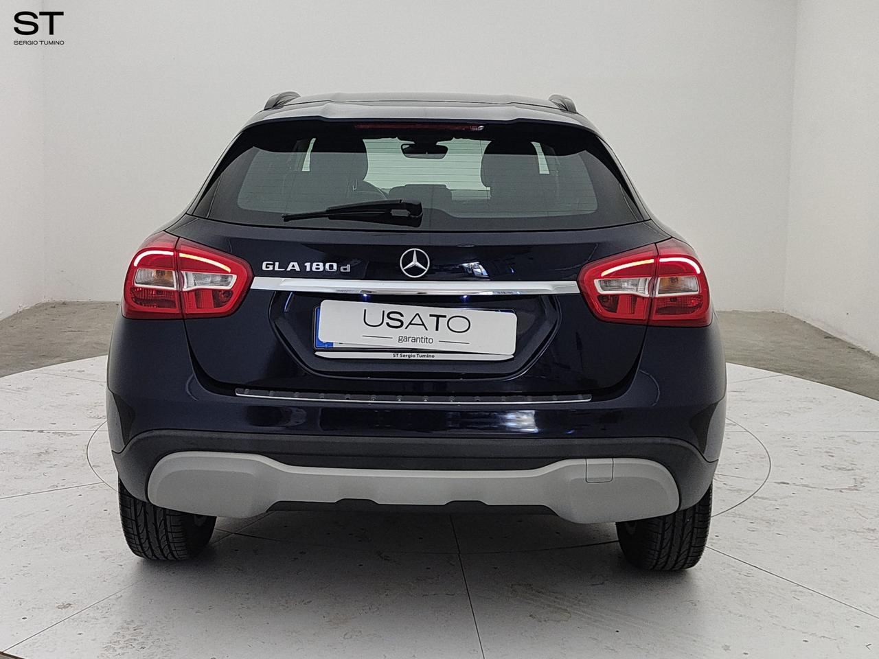 Mercedes-Benz GLA (X156) - GLA 180 d Executive