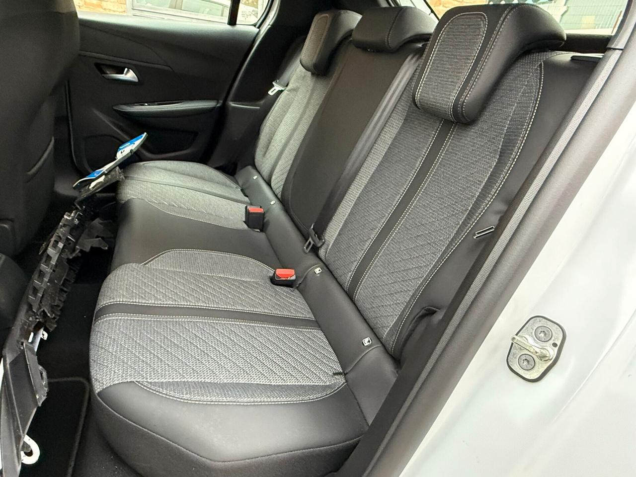 Peugeot 208 1.2 75cv INCIDENTATA MOTORE OK